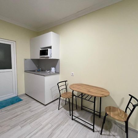 Flower House In The City Center! Prishtinë Exterior photo